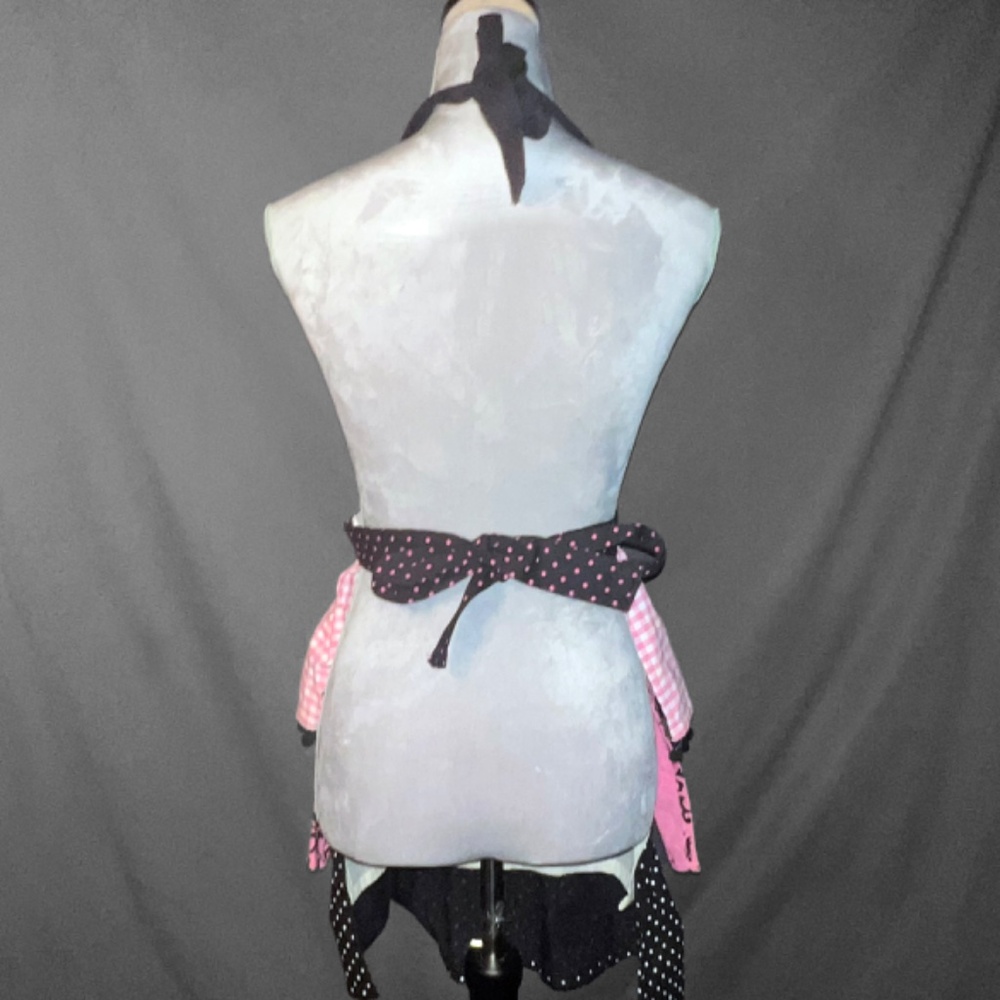 "I'd rather be cooking in Paris" Apron - Picture 4 of 4